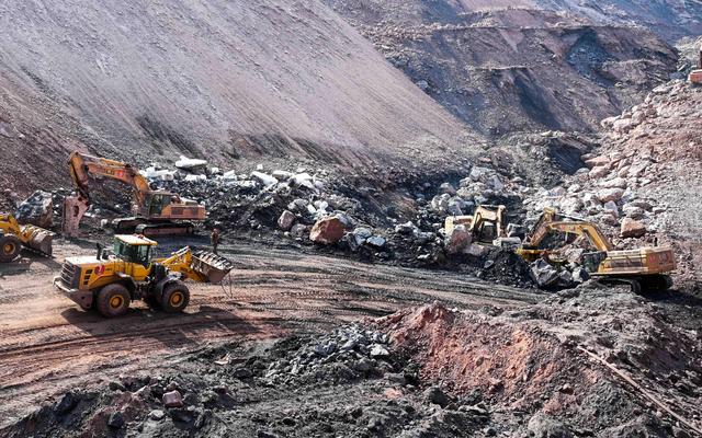 新闻8点见丨内蒙古煤矿坍塌事故已致6人遇难47人失联